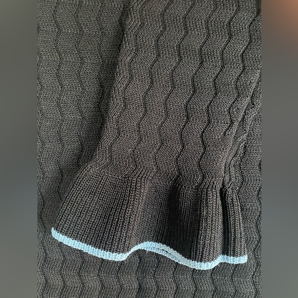 Elegant sweater - Picture 4 of 5